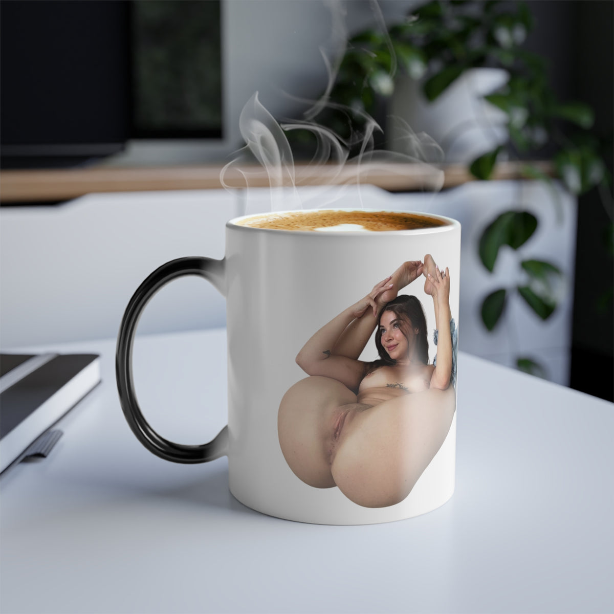 Naked Woman Coffee Mug 11oz Heat Reactive Color Changing Cup Sexy Girl Design